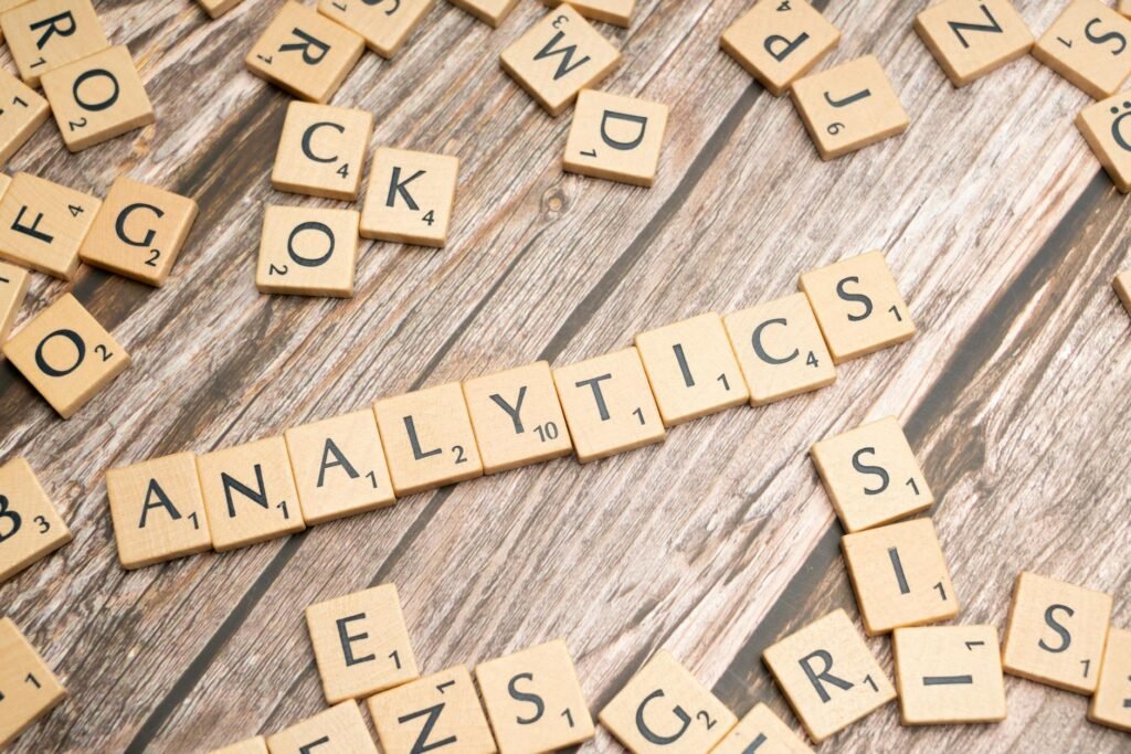Featured Image of SERP-ANALYTICS-TOOLS- Blog post by Codex Guru